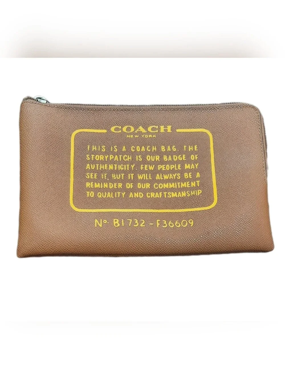 Coach Crossgrain LeatherStorypatch Pouch Clutch Bag Makeup Bag Brown